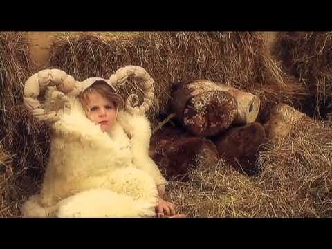 Kerstverhaal gespeeld door kinderen 1 Kerstverhaal gespeeld door kinderen 1