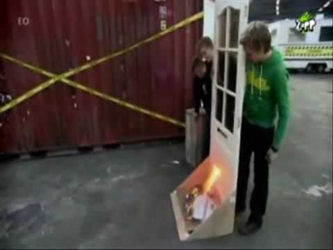 Checkpoint Hoe gevaarlijk is Vuurwerk Checkpoint Hoe gevaarlijk is Vuurwerk