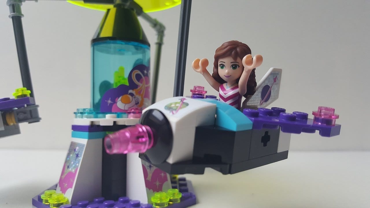 Lego Friends draaimolen maken 1 Lego Friends draaimolen maken 1